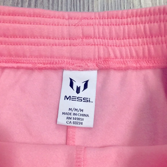 MESSI PINK SHORTS. - Picture 7 of 11